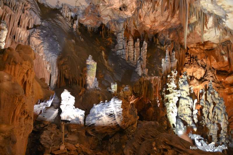 Jaskinia Vranjaca w Chorwacji Kotlenice Dalmacja 7