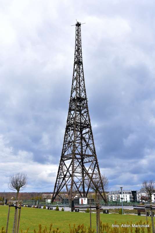 Radiostacja Gliwicka najwyzsza konstrukcja z drewna w Europie 2