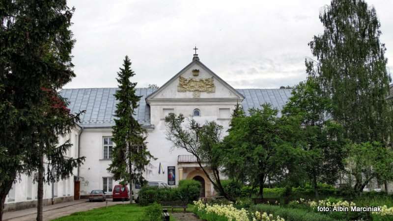 Klasztor i Zamek Jazłowiec 3