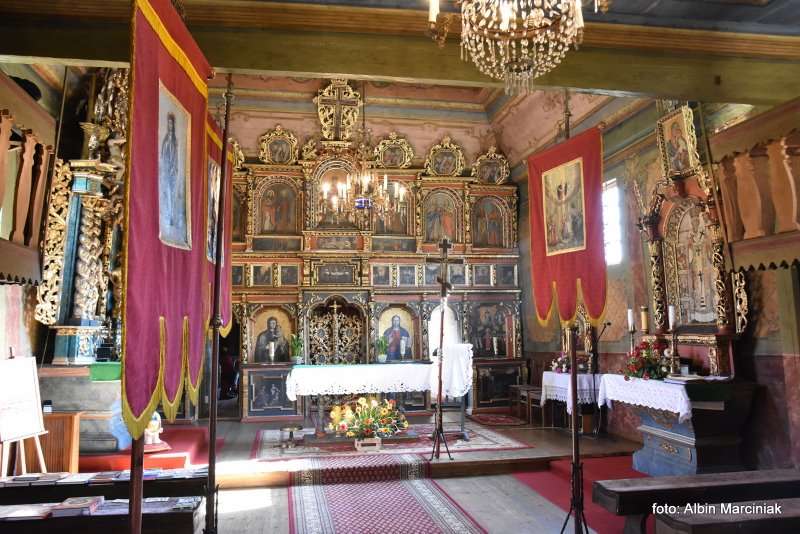 Cerkiew grekokatolicka Owczary Unesco Malopolska Polska zabytkowy kosciol drewniany 13