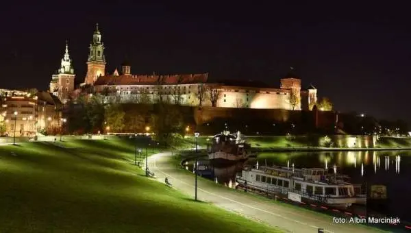 Nocny Kraków - spacer szlakiem zabytków