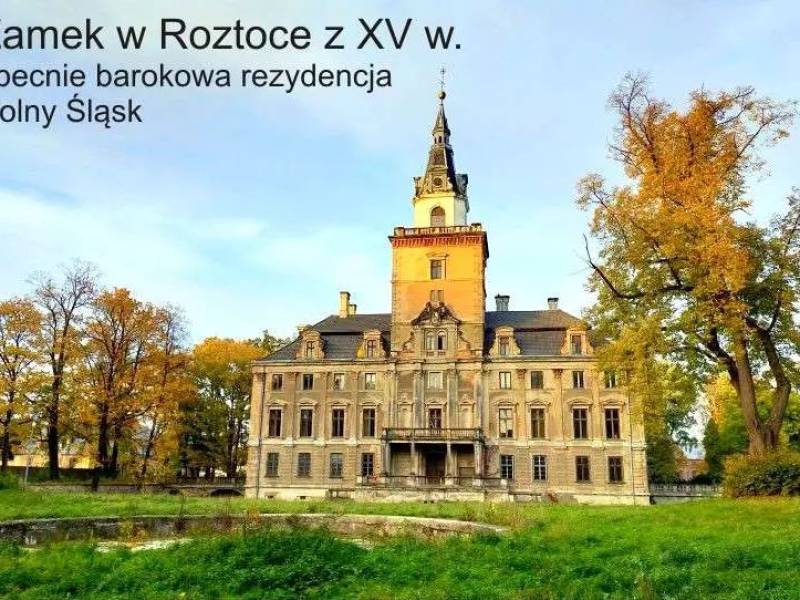 Zamek w Roztoce z XV w.