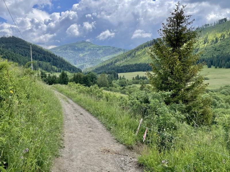 Szlaki i doliny Słowackiego regionu Liptov