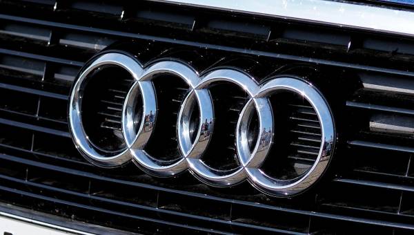 Bezpieczny samochód premium, czyli Audi RS 3 Sportback