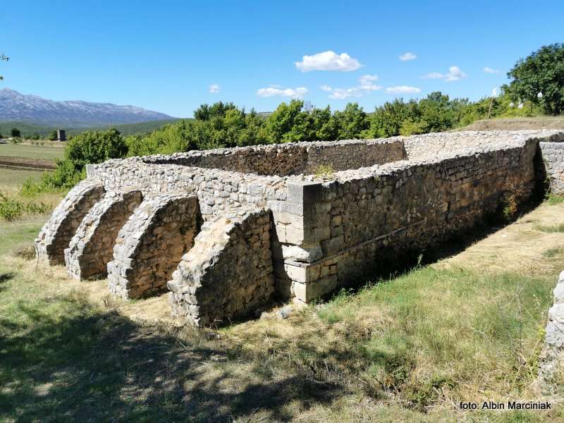 Miejscowość Trilj pozostałości rzymskich koszar Tilurium Chorwacja 2