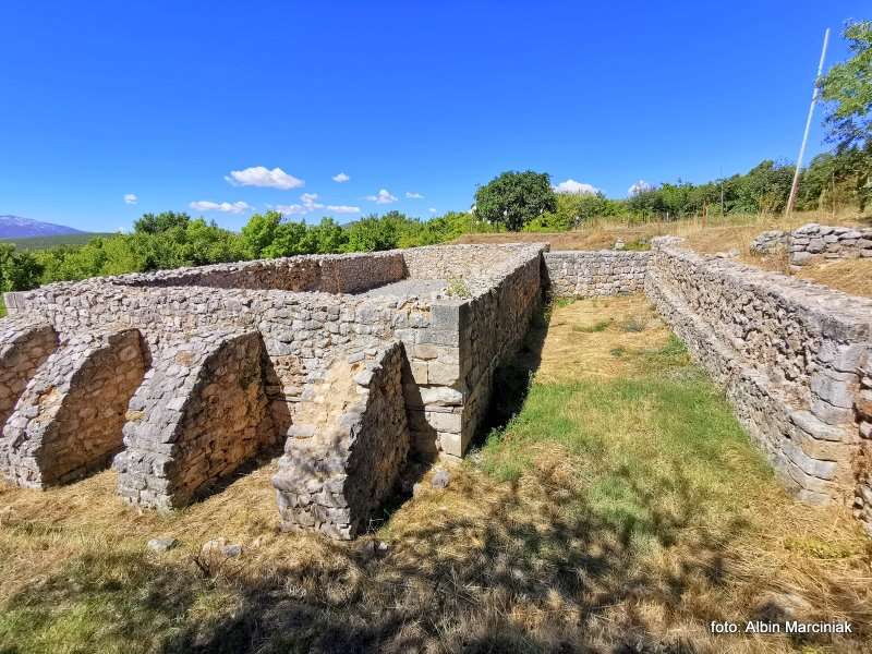 Miejscowość Trilj pozostałości rzymskich koszar Tilurium Chorwacja 3