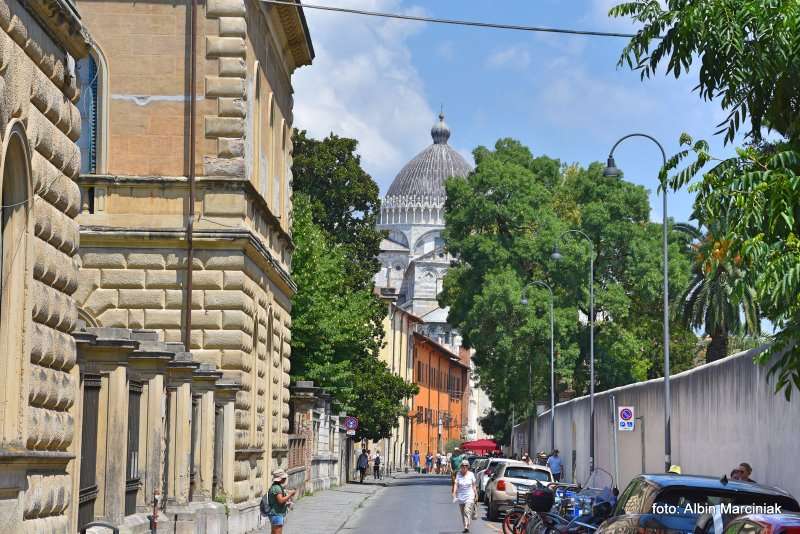 Piza Wlochy krzywa wieża 17