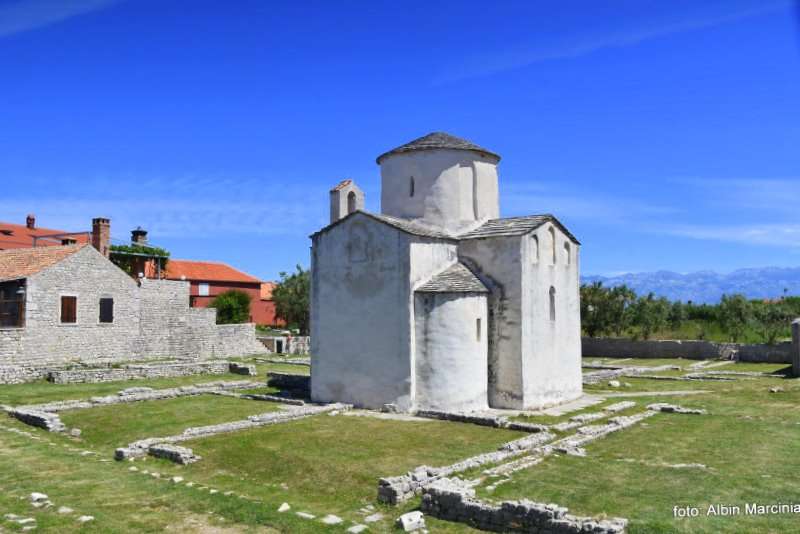najmniejsza katedra świata Nin w Chorwacji foto Albin Marciniak 1