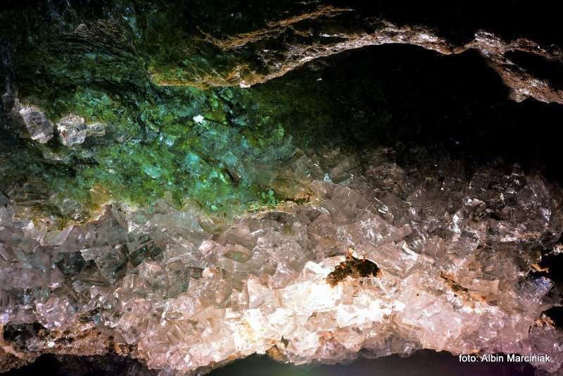 Wieliczka krysztaly soli kamiennej w Grocie Krysztalowej rezerwat przyrody 24 Fotor