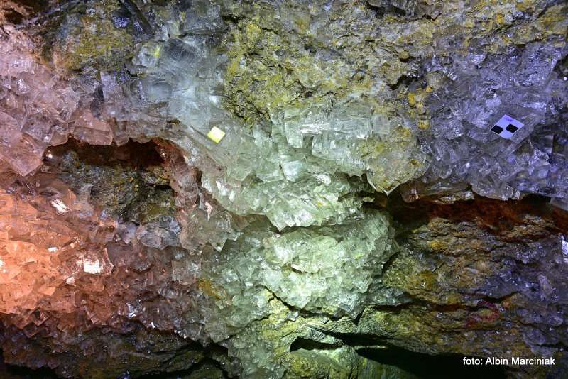 Wieliczka krysztaly soli kamiennej w Grocie Krysztalowej rezerwat przyrody 31 Fotor