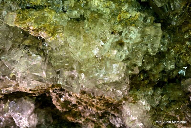 Wieliczka krysztaly soli kamiennej w Grocie Krysztalowej rezerwat przyrody 44 Fotor