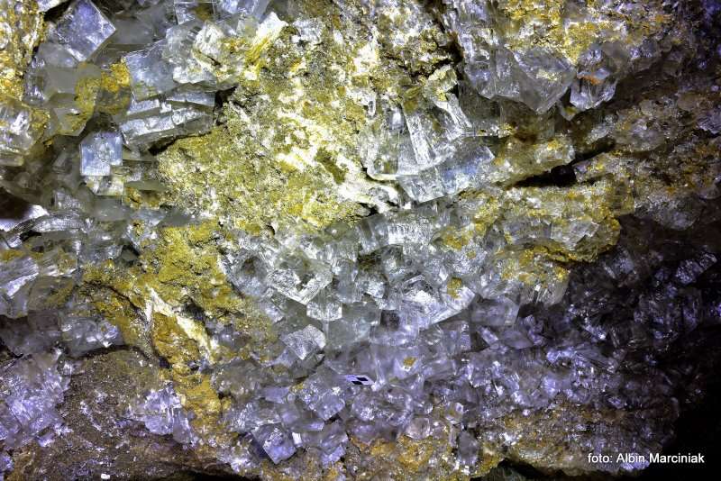 Wieliczka krysztaly soli kamiennej w Grocie Krysztalowej rezerwat przyrody 63 Fotor
