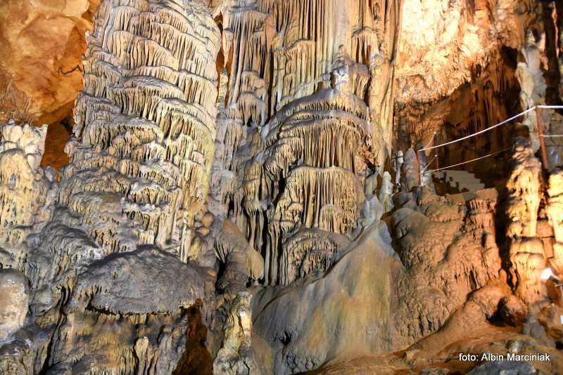 Jaskinia Vranjaca w Chorwacji Kotlenice Dalmacja 10