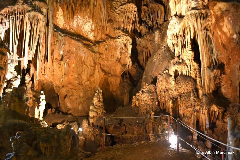Jaskinia Vranjaca w Chorwacji Kotlenice Dalmacja 12