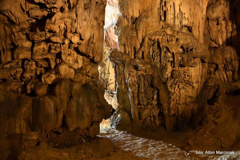 Jaskinia Vranjaca w Chorwacji Kotlenice Dalmacja 27