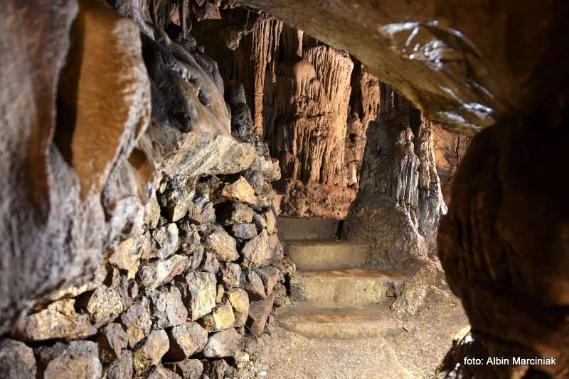 Jaskinia Vranjaca w Chorwacji Kotlenice Dalmacja 4