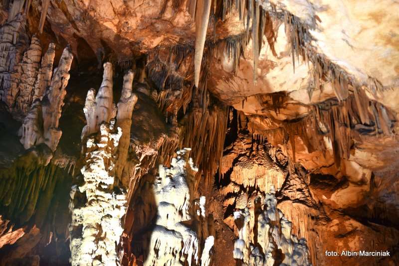 Jaskinia Vranjaca w Chorwacji Kotlenice Dalmacja 9