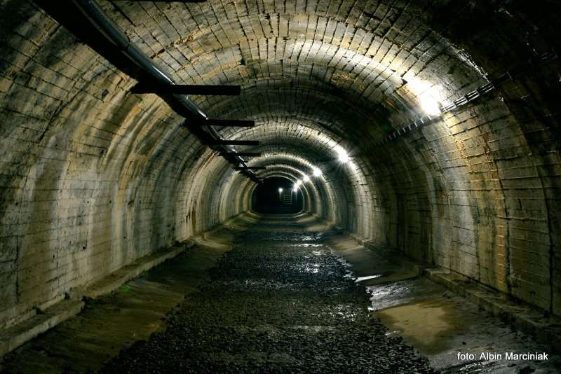Schron kolejowy Tunel schronowy w Strzyżowie 13