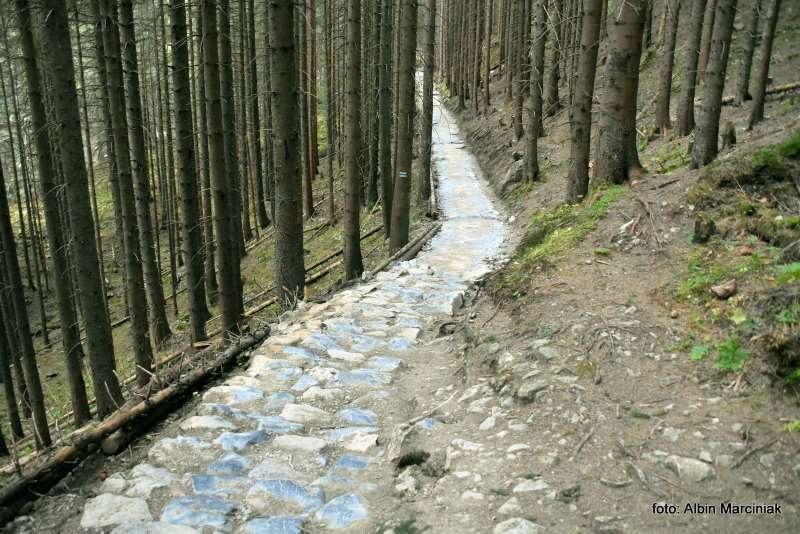 budowa kanalizacji do schroniska na Hali Kondratowej w Tatrach 11