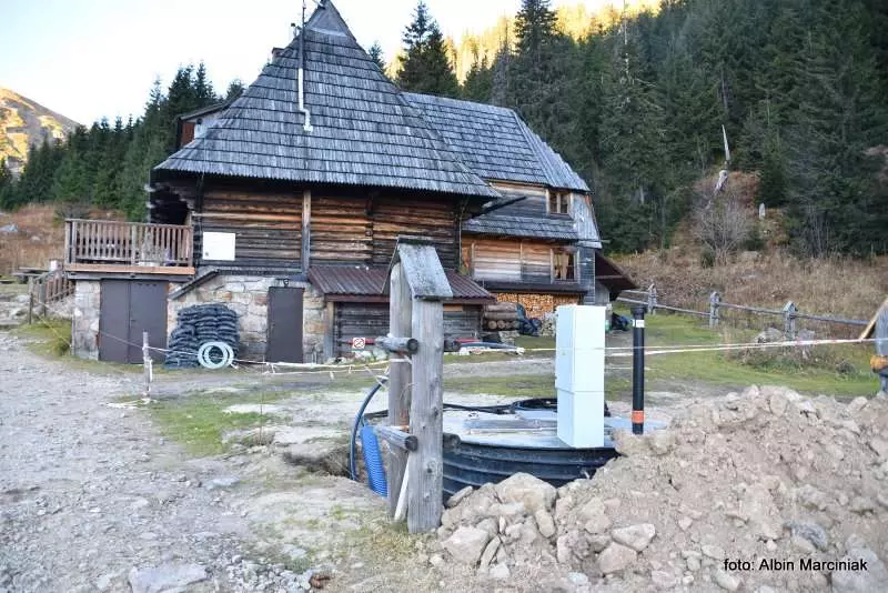 budowa kanalizacji do schroniska na Hali Kondratowej w Tatrach 12