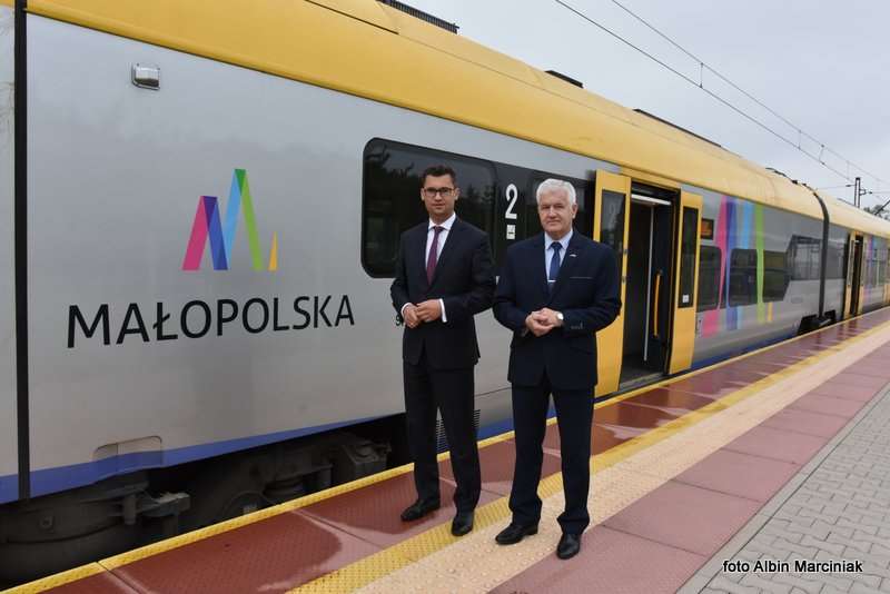 Koleje Małopolskie 15 milionowa pasażerka 3
