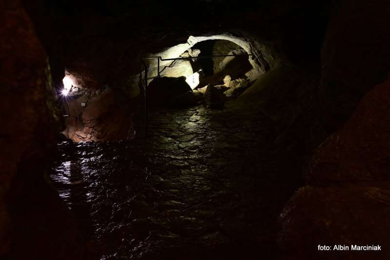 Jaskinia na Kadzielni Kielce 16