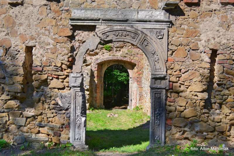 Ruiny Zamku Stary Książ 9