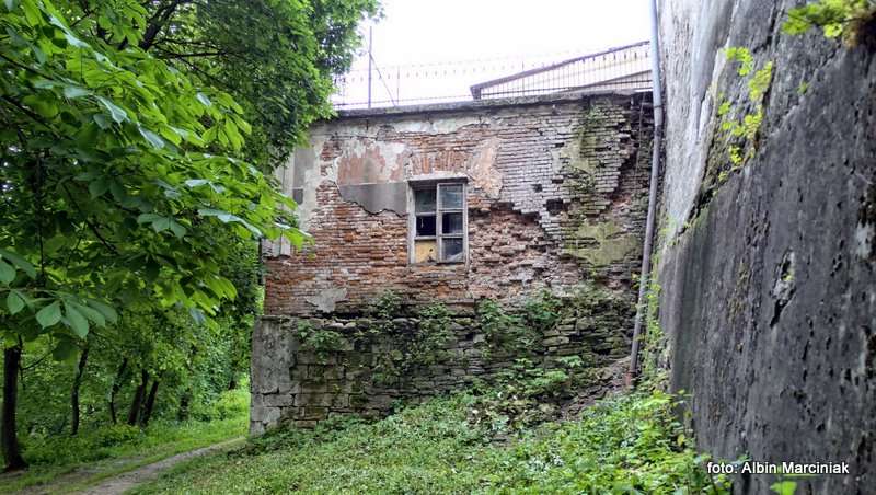 Klasztor i Zamek Jazłowiec 16