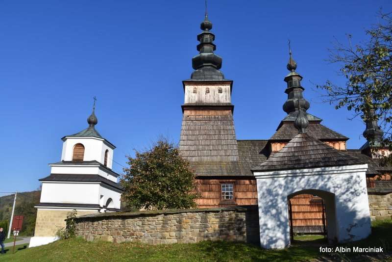 Cerkiew grekokatolicka Owczary Unesco Malopolska Polska zabytkowy kosciol drewniany 1