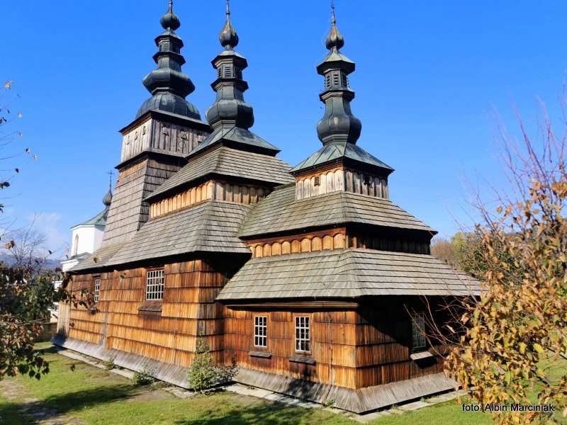 Cerkiew grekokatolicka Owczary Unesco Malopolska Polska zabytkowy kosciol drewniany 19