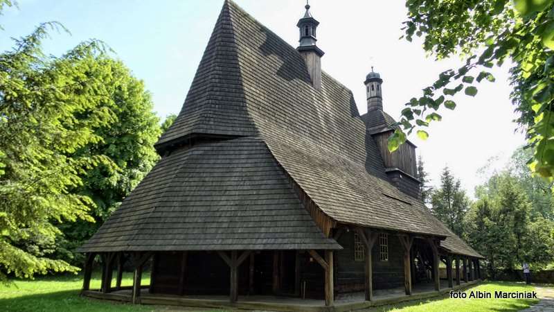 zabytkowy Kościół drewniany w Sękowej Obiekty UNESCO w Polsce 