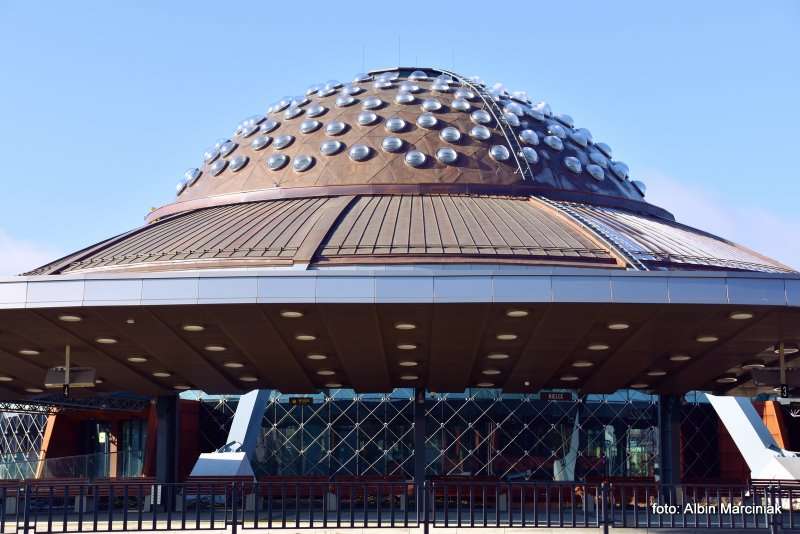 Dworzec Autobusowy w Kielcach UFO 2