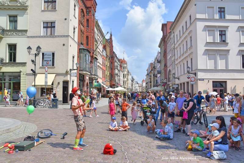 Torun tłumy na starówce