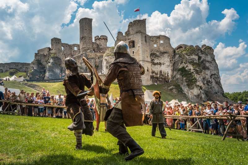 Najazd Barbarzyńców Ogrodzieniec 5