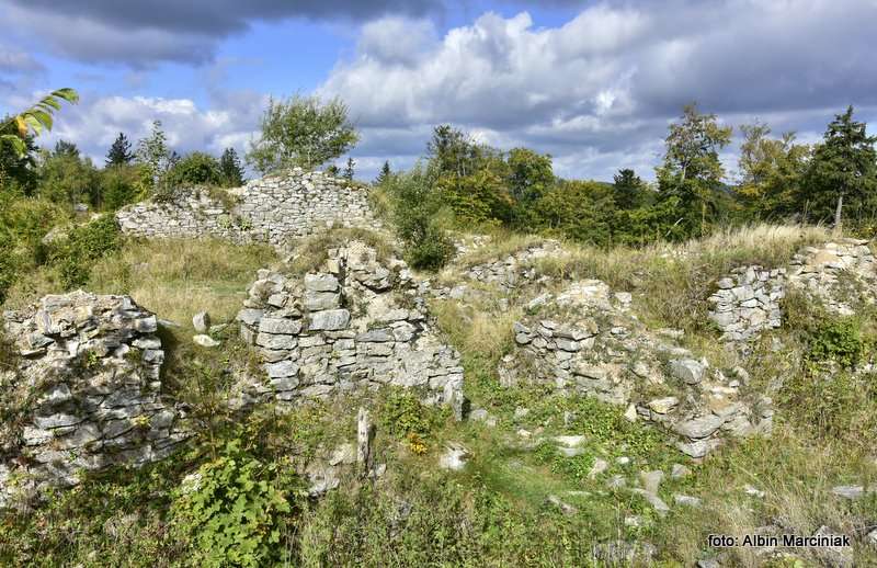 Ruiny zamku Karpień 2018 19