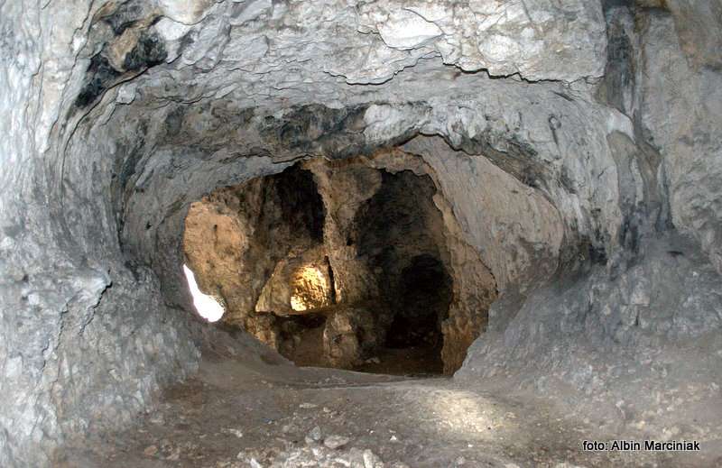 Jaskinia Mamutowa 4