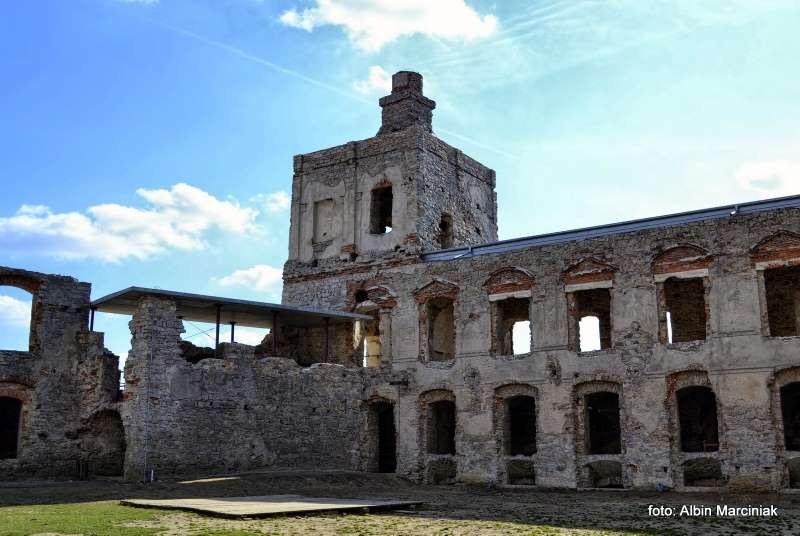  Zamek Krzyżtopór w Ujeździe 18