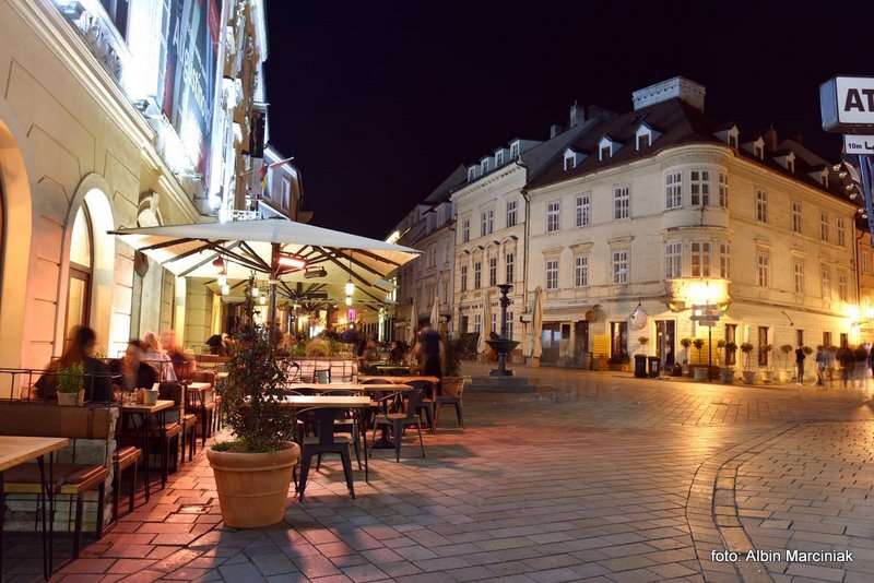 Słowacja Bratysława stolica miasto zabytki centrum 16